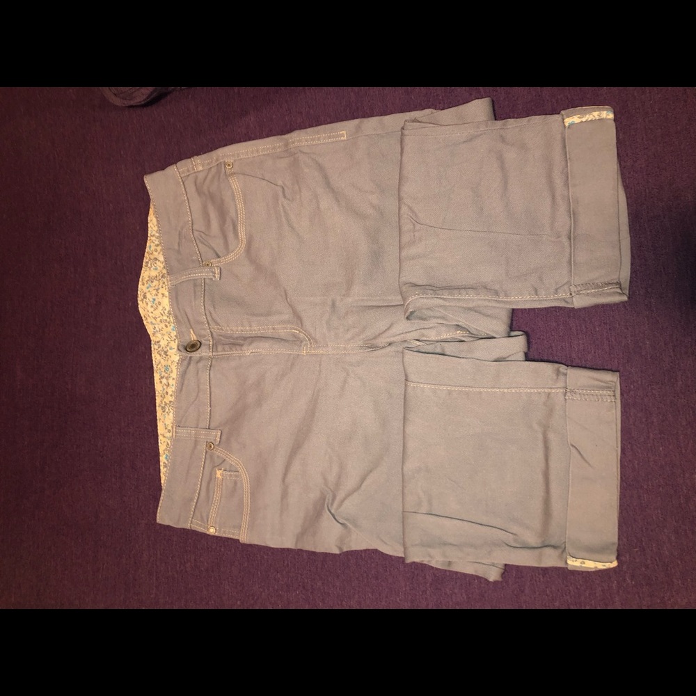 Women’s Gray carpis